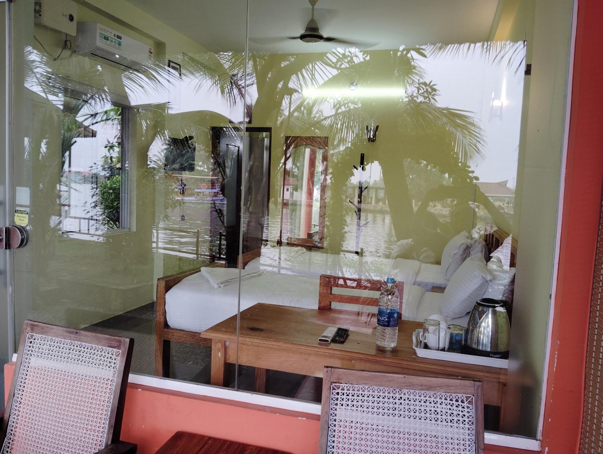 The Paradise Boutique बिस्तर और नाश्ता Alappuzha