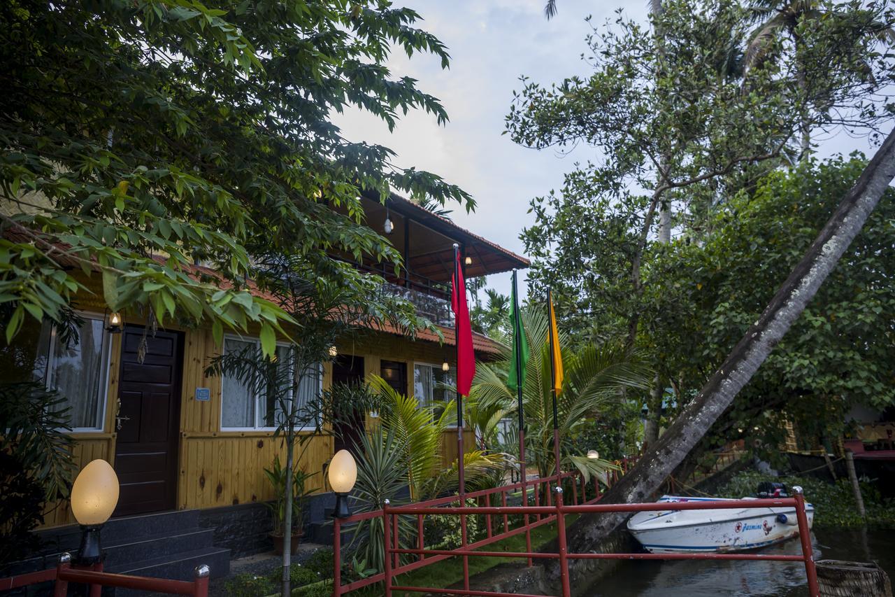 Bed & Breakfast The Paradise Boutique Alappuzha